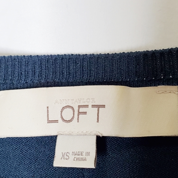 Green/Blue Loft Crew Sweater - Sz XS (EUC) - Picture 2 of 9